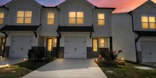 Charming 3BR Condo in Lenoir City Gallery 1