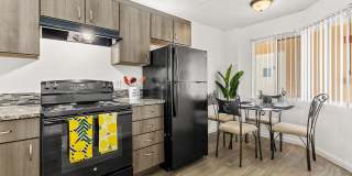 Tennis Towers Apartments Gallery 12