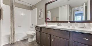 The Manhattan Gallery 16