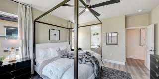 131 N Un St Gallery 23