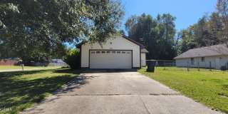 527 Raintree Circle Gallery 2