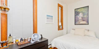 2139 Oakley Gallery 2