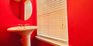 End-Unit 3BR Townhome Minutes to NCSU, Downtown & Crossroads Gallery 12