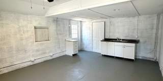 Spacious 4 Bed Home Near Bass Pro with Detached Garage  Fenced Yard Gallery 30