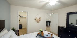 The Pointe Gallery 46