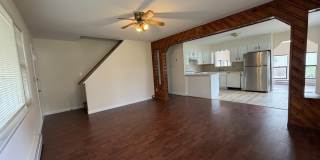 1037 Chipperfield Drive Gallery 7