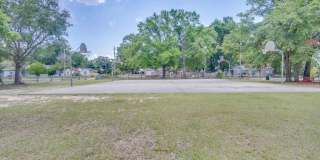 203 S L St Gallery 38