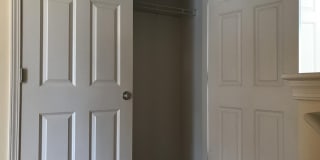 112 Morris Avenue Gallery 16