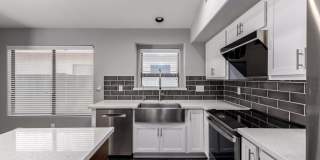 2313 W Straight Arrow Lane Gallery 11