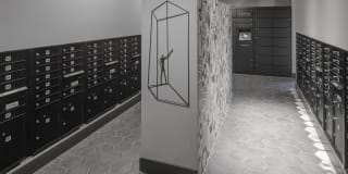 Oak Street Lofts Gallery 24