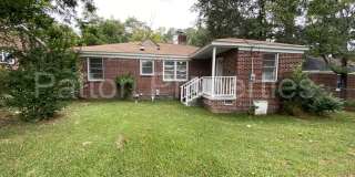 English Heights Gallery 17