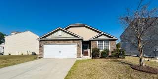 Bright and Spacious 3/2 Available Now! Gallery 1