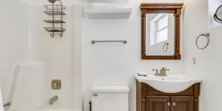 1329 Chippewa Street Gallery 26