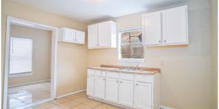 Don't Miss This Relaxing 3BR/1BA Home Near Beautiful Downtown! Don't Miss This Relaxing 3BR/1BA Home Near Beautiful Downtown! Gallery 10