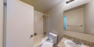 Cute 2:1 Apartment Downtown Olympia with Covered Parking! Cute 2:1 Apartment Downtown Olympia with Covered Parking! Gallery 16