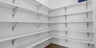 861 N MANCHESTER Street Gallery 39