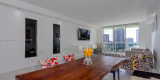 19390 Collins Ave Gallery 11