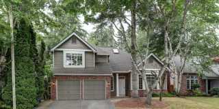 Beautifully Remodeled Home with Gourmet Kitchen & Fenced Yard in Klahanie Gallery 1