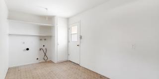 10301 W Charter Oak Drive Gallery 29