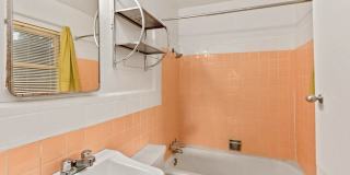 Live Close to Campus! 4 Bed/2 Bath Available for August 2026 Move-in! Gallery 10