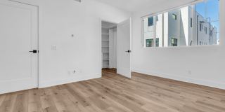 2923 Exposition Pl, #2 Gallery 22