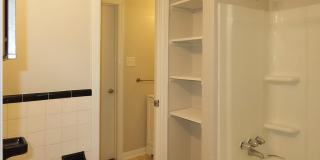 424 Ridgefield Road Gallery 14