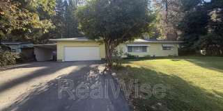 7665 Rogue River Hwy Gallery 1