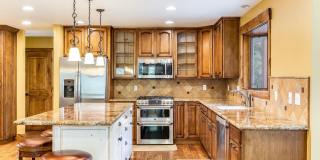 Long term lease in the heart of Park City! Available Mid October 2026 Gallery 3