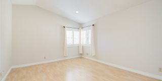 46 Silkberry Gallery 15