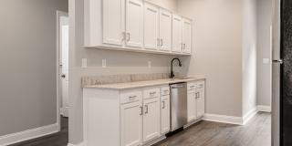 Charming 4 Bedroom For Rent. Gallery 16