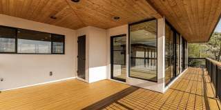 6111 E Victoria Drive Gallery 16