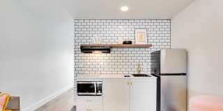 The Empire Gallery 8