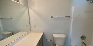 2511 Louisville Avenue Gallery 2