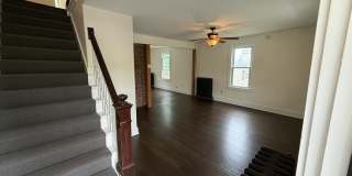 131 Eastern Drive Gallery 2