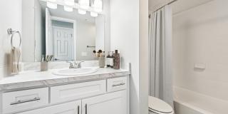 The Warwick Apartment Homes Gallery 7