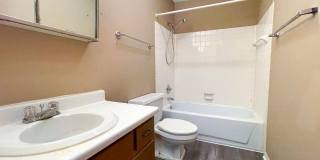 Spacious 2 Bedroom with Private Balcony! Gallery 27