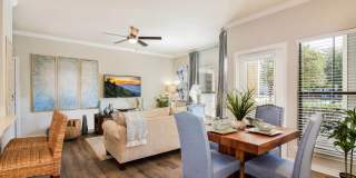 Palm Valley Apartments Gallery 10