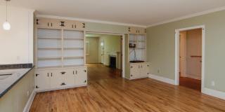 1207 Pine Avenue Gallery 33