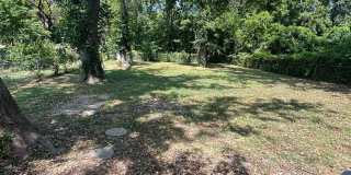 Completely remodeled 3-bedroom 2 full bathroom on over an acre lot Gallery 8