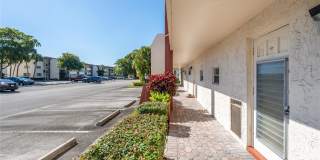 9523 S Hollybrook Lake Drive Gallery 72