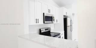 6960 NW 174th Ter Gallery 8