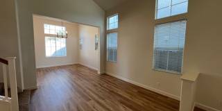 5 bedroom home located in Sylvan School District! Gallery 7