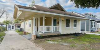 Updated 3 Bedroom Historic Home Near Woodlawn Lake in Northwest San Antonio Updated 3 Bedroom Historic Home Near Woodlawn Lake in Northwest San Antonio Gallery 4