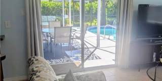 2535 SW 28th Place Gallery 7