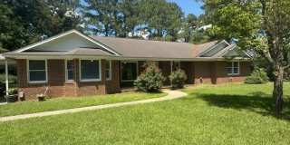 135 Yates Lane Gallery 1