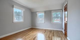 7114 GREENWOOD Avenue Gallery 15