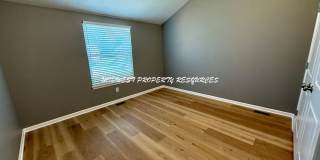 Large Updated 3 Bedroom/2 Bath Duplex in Lee's Summit Large Updated 3 Bedroom/2 Bath Duplex in Lee's Summit Gallery 8