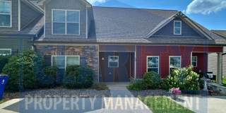 Like new, immaculate 3 bedroom townhome! Gallery 1