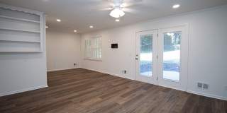 Renovated 5BR Home Minutes from Downtown Columbia | Two Full Kitchens + Fenced Yard ~ Available May 2026! Gallery 9