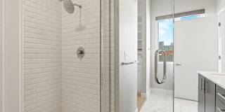 Beautiful 2 Bedroom 2 Bath Condo in the Heart of Rino District! Gallery 20
